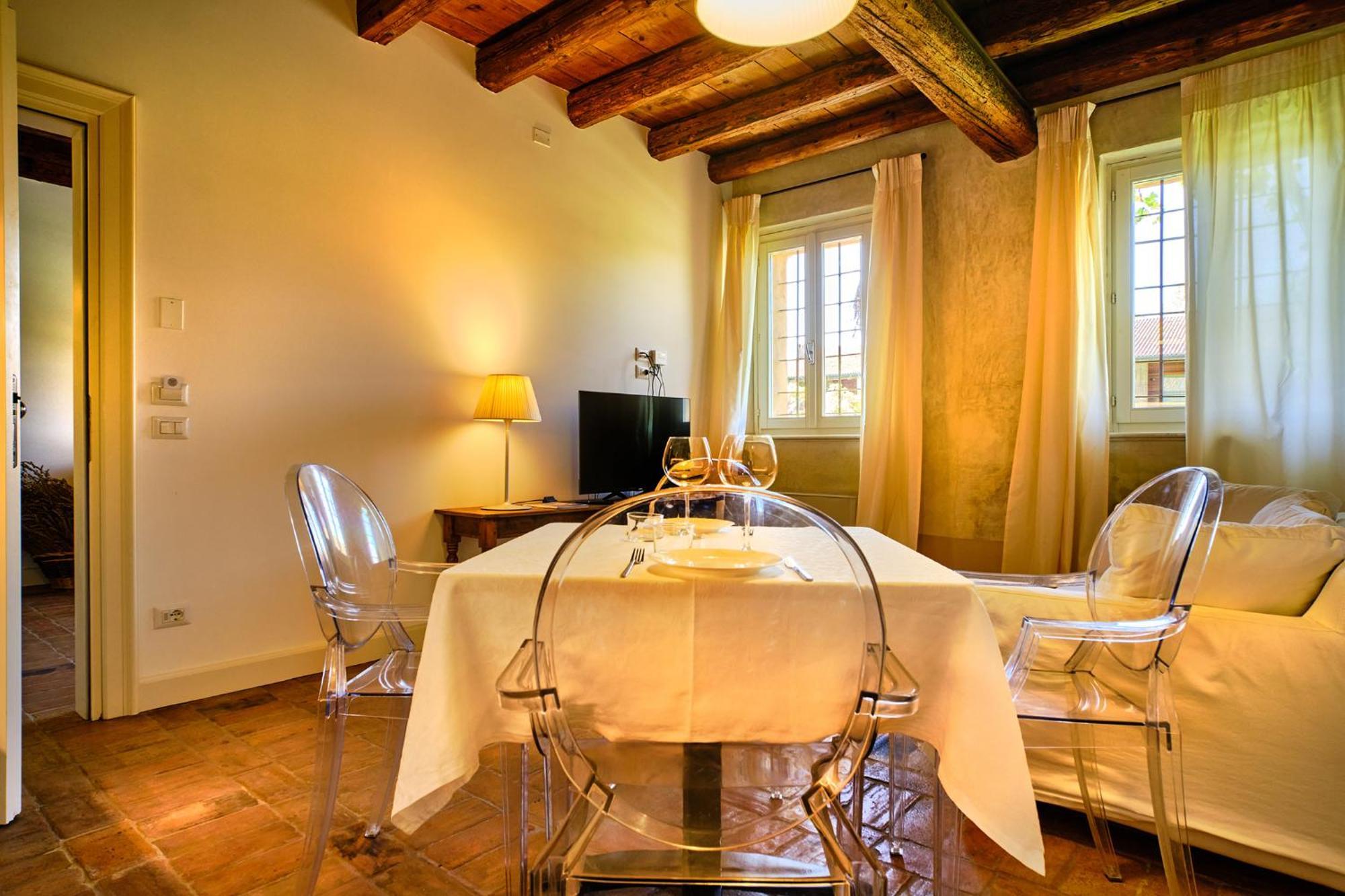 Relais Corte Guastalla Apartments Сона Екстер'єр фото
