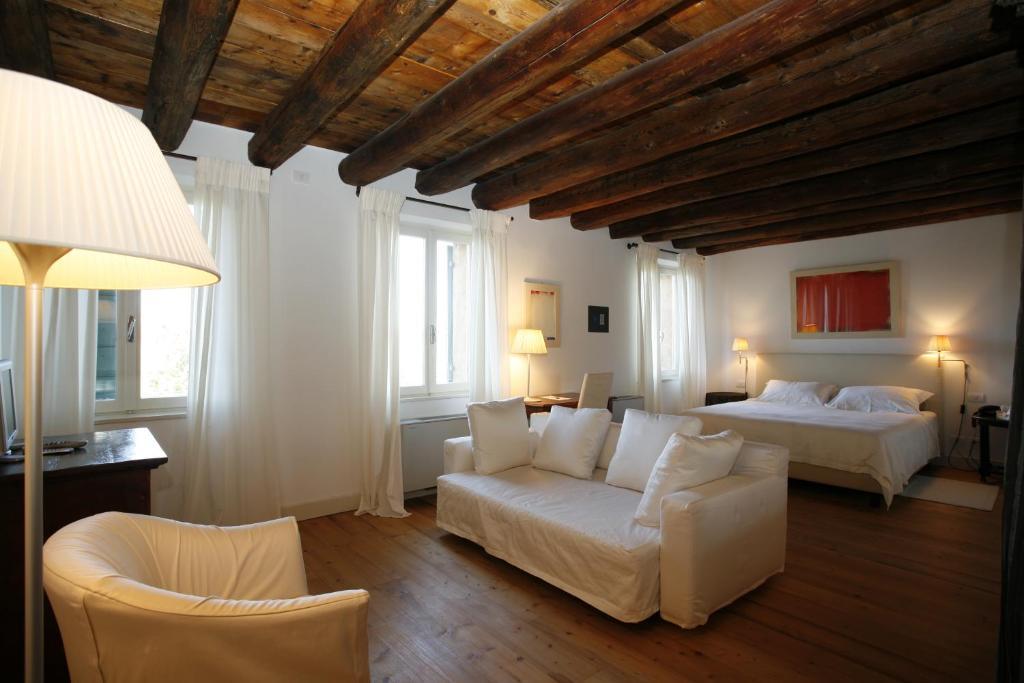 Relais Corte Guastalla Apartments Сона Номер фото